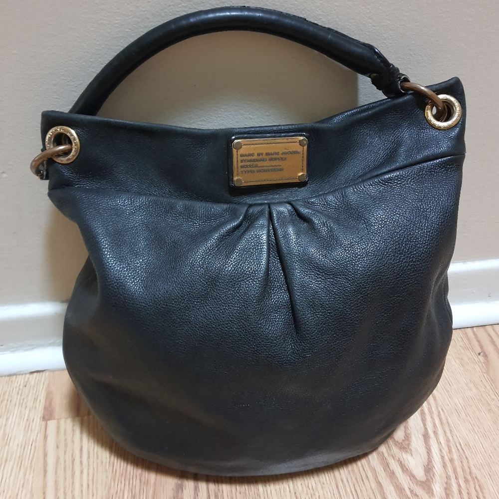 Marc Jacobs Q Hellier Crossbody/Hobo Bag